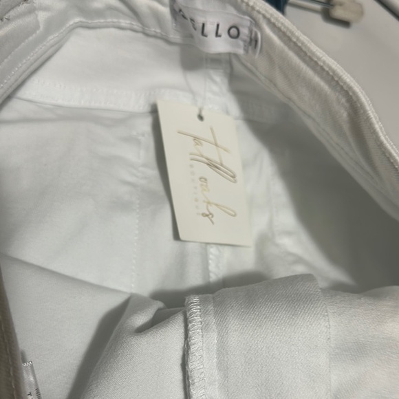 Cello White Cropped Ankle Jeans with Frayed Hem - Picture 10 of 11